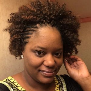 Meet your Posher, Shawntia